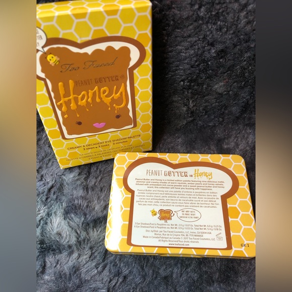 NIB Too Faced Limited Edition 🥜🍯 Peanut Butter and Honey Eye Shadow Palette - Picture 6 of 10